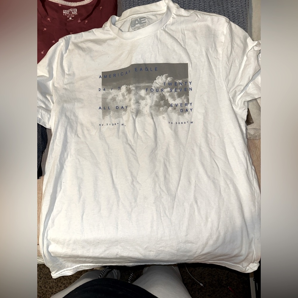 White American Eagle T-Shirt Sz-Lrg